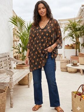 BLANK LONDON / V-Neck Floral Print Tunic Top - Black & Rust - Sz S